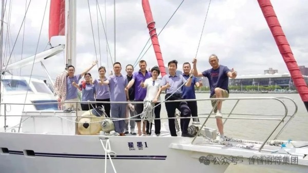 再起航丨翟墨携“鲁普耐特”定制绳索，挑战人类***环航南极洲